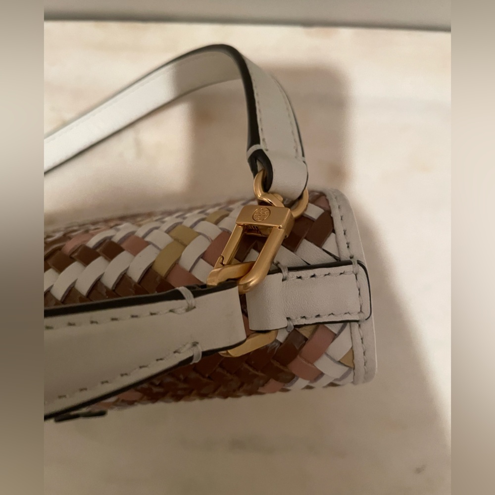 Tory Burch Thea Crossbody in multiwoven leather - Picture 2 of 9